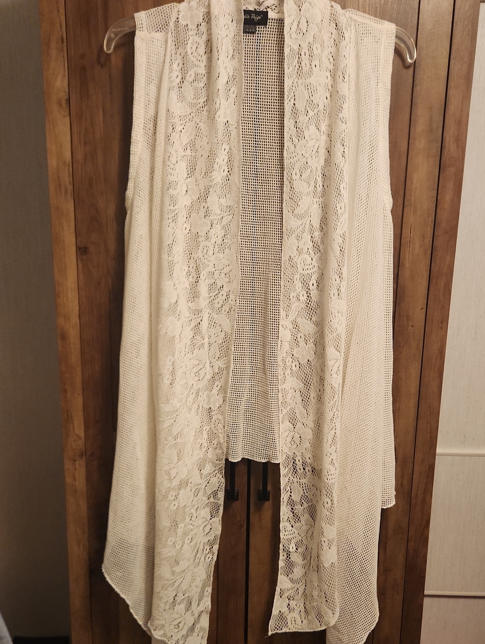 Charlie Paige Lace Assymetrical Lagenlook Breezy Open-Front Vented Vest